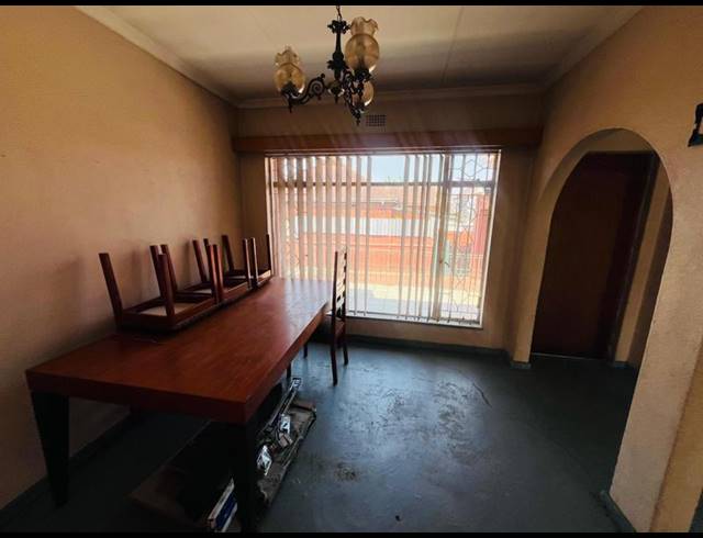 BUSINESS FOR SALE IN ALBERTON NORTH